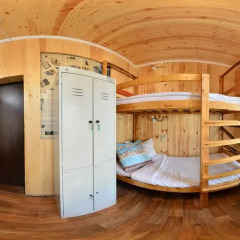 Хостел Хорошие новости Кровать в общем номере с двухъярусной кроватью фото 20