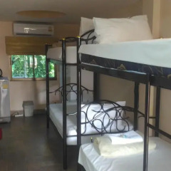 Отель Phratamnak Inn 2* Кровать в общем номере с двухъярусной кроватью фото 4