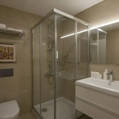 Radisson Blu Residence, Istanbul Batisehir 4* Апартаменты с различными типами кроватей