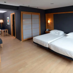 Hotel Barcelona Universal 4* Улучшенный номер с двуспальной кроватью фото 6