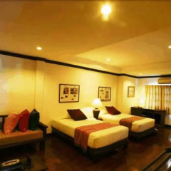 Отель Cucumber Inn Suites спа