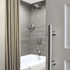 Отель Bethesda Marriott 3* Стандартный номер с различными типами кроватей фото 3