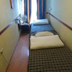 Hotel Vijaya комната для гостей