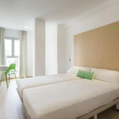 Отель SmartRoom Barcelona комната для гостей фото 16