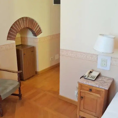 Hotel Roma E Rocca Cavour 3* Стандартный номер с различными типами кроватей фото 6
