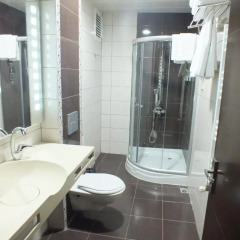 Royal Berk Hotel Турция, Ван - отзывы, цены и фото номеров - забронировать отель Royal Berk Hotel онлайн ванная