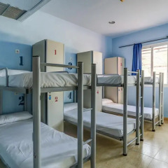 Hostel Sun & Moon Кровать в общем номере с двухъярусной кроватью фото 2