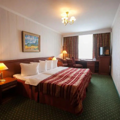 Гостиница Корстон, Москва 4* Улучшенный номер с двуспальной кроватью фото 2