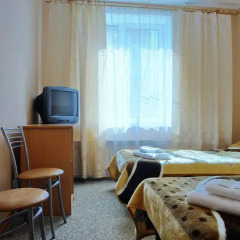 Гостиница Звездный 2* Стандартный номер с 2 отдельными кроватями фото 3