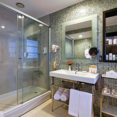 Limak Lara De Luxe Hotel Турция, Анталья - 6 отзывов об отеле, цены и фото номеров - забронировать отель Limak Lara De Luxe Hotel - All Inclusive онлайн ванная