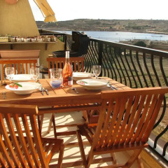 Отель SeaView Apartment in Saint Thomas Bay Мальта, Марсаскала - отзывы, цены и фото номеров - забронировать отель SeaView Apartment in Saint Thomas Bay онлайн питание