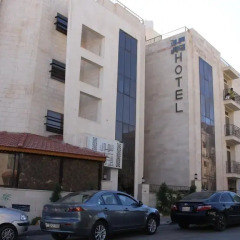 Отель Sohoul Al Karmil Suites парковка