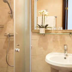 The von Stackelberg Hotel 4* Стандартный семейный номер с двуспальной кроватью фото 7