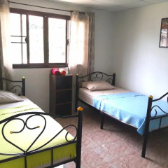 D&N Hostel Стандартный номер с 2 отдельными кроватями (общая ванная комната) фото 4