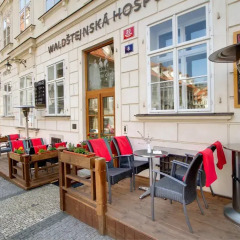 Hotel Three Storks 5* Улучшенный номер с различными типами кроватей фото 10