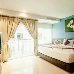 Отель Pj Patong Resortel 3* Стандартный номер фото 5