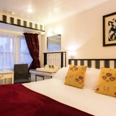 Отель Paskins Brighton 3* Стандартный номер с двуспальной кроватью (общая ванная комната)
