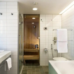 Отель Hilton Helsinki Airport 4* Представительский номер с различными типами кроватей фото 5