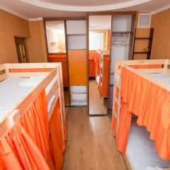 Hostel Inzhir Кровать в мужском общем номере с двухъярусной кроватью фото 8