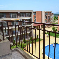 Отель Holiday Fort Golf Club Болгария, Солнечный берег - отзывы, цены и фото номеров - забронировать отель Holiday Fort Golf Club онлайн балкон