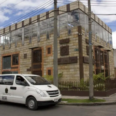 Hotel FJ Boutique городской автобус