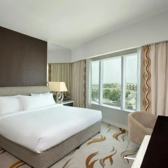 Отель Hilton Capital Grand Abu Dhabi 5* Представительский люкс с различными типами кроватей фото 5