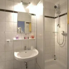 Hotel Bellevue am Kurfürstendamm 3* Стандартный номер с разными типами кроватей фото 5