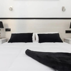 Отель Hostal Gran Via 63 Rooms 3* Стандартный номер с различными типами кроватей фото 8