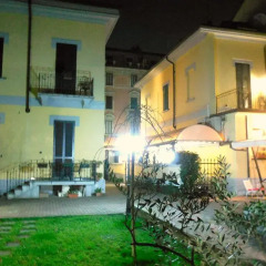 Hotel Charly