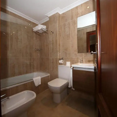 Отель Pensión Residencia A Cruzán - Adults Only 3* Стандартный номер с различными типами кроватей фото 27