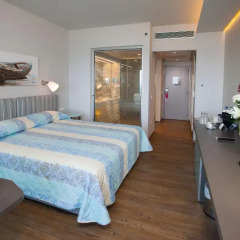 Отель St Raphael Resort & Marina 5* Номер Делюкс с различными типами кроватей фото 11