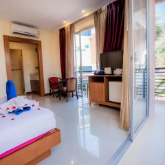 Отель Kata Blue Sea Resort Таиланд, пляж Ката - отзывы, цены и фото номеров - забронировать отель Kata Blue Sea Resort онлайн балкон
