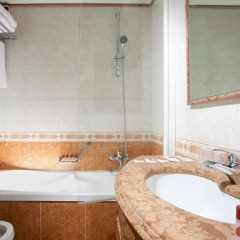 Hotel Ambasciatori 4* Стандартный номер с различными типами кроватей