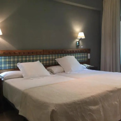 Hotel Edelweiss Candanchu 3* Номер категории Эконом с различными типами кроватей фото 2