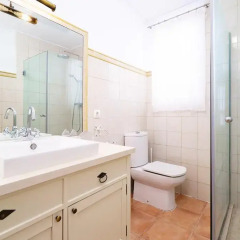 Отель Apartamentos Alberti Испания, Валенсия - отзывы, цены и фото номеров - забронировать отель Apartamentos Alberti онлайн ванная фото 2