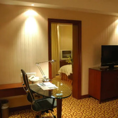 Отель Jianguo Hotel Shanghai Китай, Шанхай - отзывы, цены и фото номеров - забронировать отель Jianguo Hotel Shanghai онлайн удобства в номере фото 2
