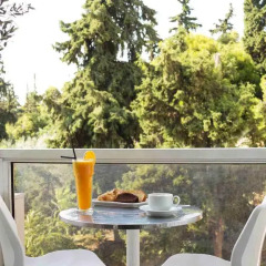 St George Lycabettus Hotel 5* Улучшенный номер с двуспальной кроватью фото 3