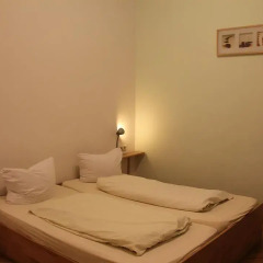 Buch-Ein-Bett Hostel Номер категории Эконом с различными типами кроватей