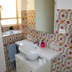 Отель Martindago B&B 3* Стандартный семейный номер с двуспальной кроватью (общая ванная комната) фото 6