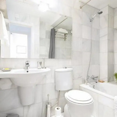Отель Friendly Rentals Mistral Испания, Мадрид - отзывы, цены и фото номеров - забронировать отель Friendly Rentals Mistral онлайн ванная
