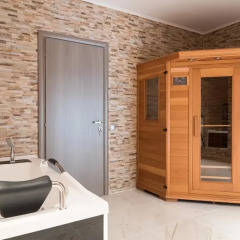 Апартаменты Luxury Living Apartments сауна