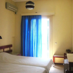 Hotel Avra комната для гостей