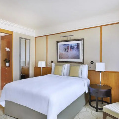 Отель The Ritz-Carlton Executive Residences, Dubai International Financial Centre 5* Апартаменты