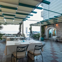 Hotel Azimut