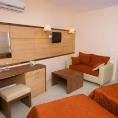 Отель Briz - Seabreeze Hotel Болгария, Солнечный берег - отзывы, цены и фото номеров - забронировать отель Briz - Seabreeze Hotel онлайн комната для гостей фото 5
