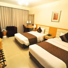 Phoenicia Hotel 2* Стандартный номер с двуспальной кроватью фото 5