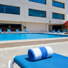 Отель Holiday Inn Puebla La Noria бассейн фото 3