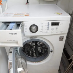 Отель K-guesthouse Sinchon 2 2* Семейный номер Делюкс с двуспальной кроватью