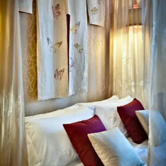 Отель Château Monfort 5* Улучшенный номер с различными типами кроватей фото 6