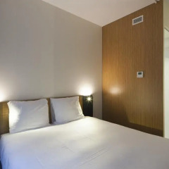 Отель easyHotel Brussels City Centre 3* Стандартный номер с различными типами кроватей фото 3